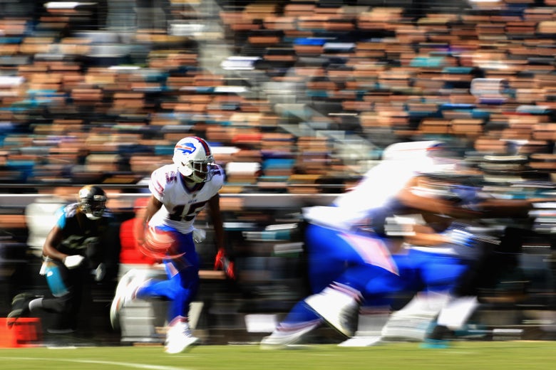 JACKSONVILLE, FL - JANUARY 07: Brandon Tate #15 of the Buffalo Bills returns a punt against the Jacksonville Jaguars during the AFC Wild Card Playoff game at EverBank Field on January 7, 2018 in Jacksonville, Florida. (Photo by Mike Ehrmann/Getty Images)